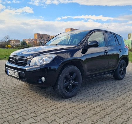 Toyota RAV4 cena 37900 przebieg: 198000, rok produkcji 2007 z Grudziądz małe 137